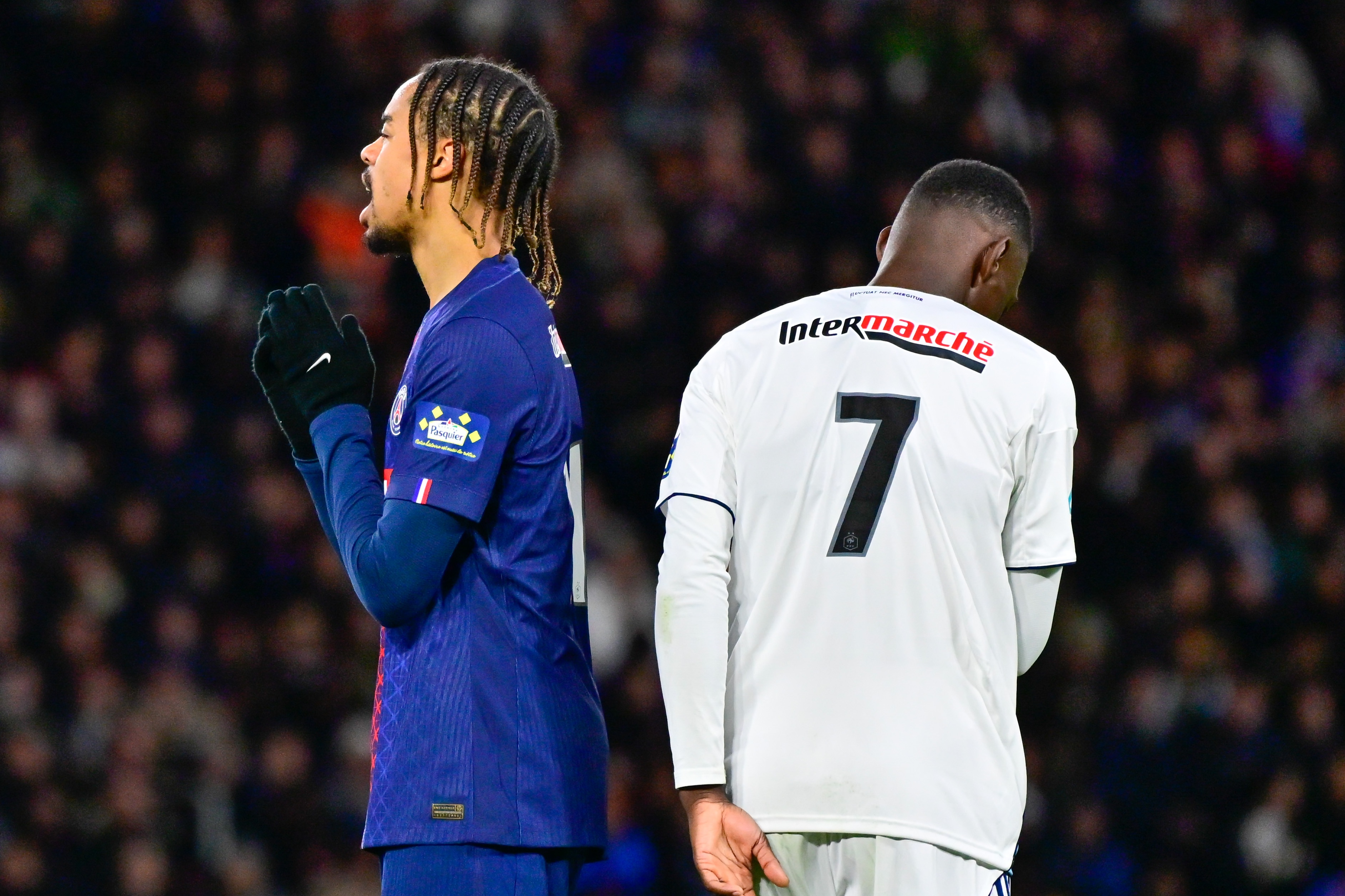 法国杯惊天冷门！卫冕冠军巴黎圣日耳曼 0-1 不敌巴黎 FC，六冠王光环褪色，本赛季双线受挫