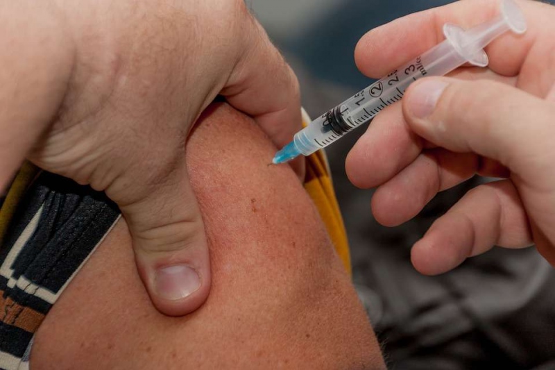 打完麻风疫苗后出现红疹子是怎么回事接种疫苗后有哪些异常反应